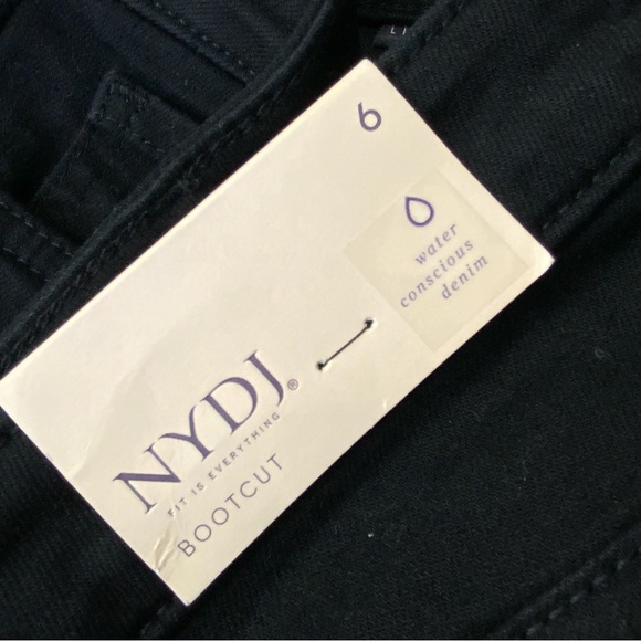 NYDJ Barbra Bootcut Lift x Tuck Jeans. Women’s Size 6. Black. (NWT). - Picture 3 of 7